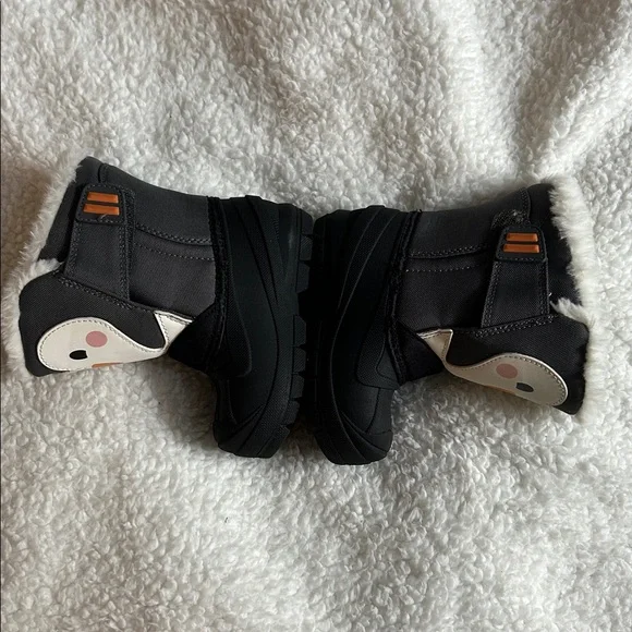 Cat & Jack Toddler Snowboots - Picture 3 of 5